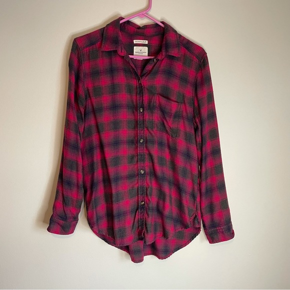 American Eagle Flannel Button Down - Picture 1 of 5